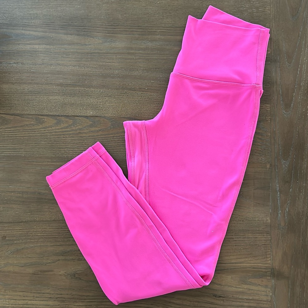 Lululemon hot pink 7/8 legging size 6